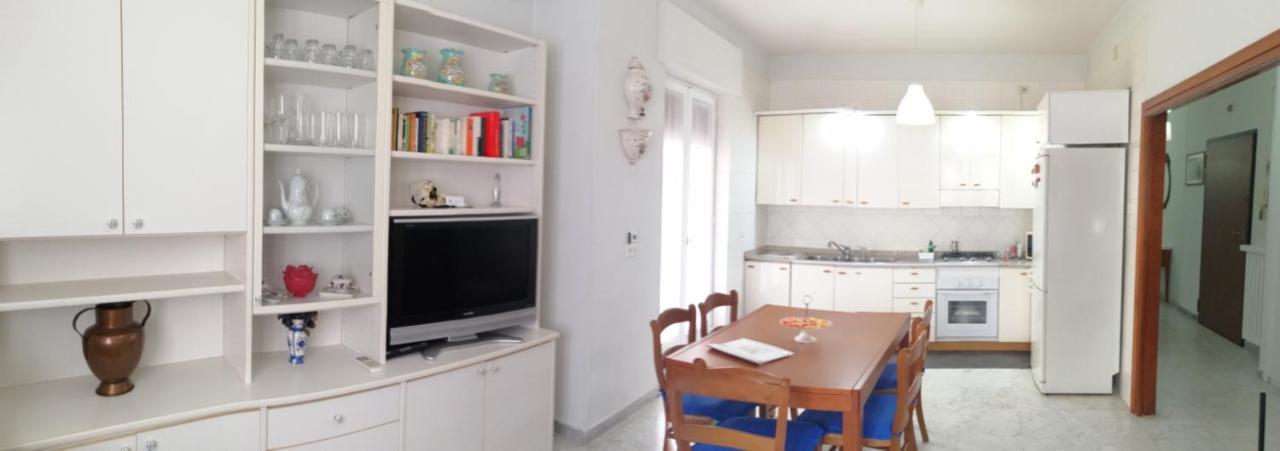 Residenza Carlo Di Borbone Apartment Caserta Bagian luar foto