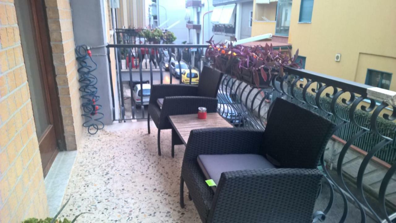 Residenza Carlo Di Borbone Apartment Caserta Bagian luar foto